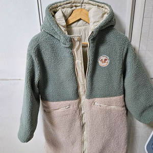 뉴발란스 키즈 리버서블 뽀글이 퀄팅 자켓 150사이즈