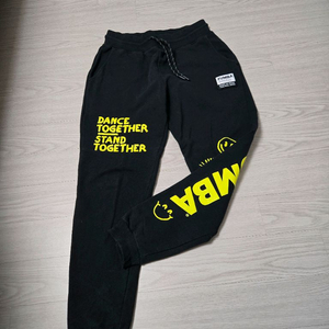 정품줌바웨어 스웻팬츠 S