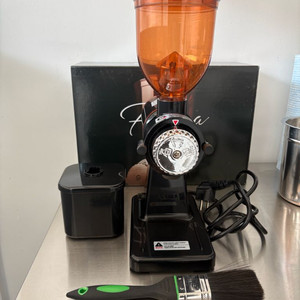 페이마 600N 전동 커피 그라인더 자동 분쇄기 FEIMA 이미지