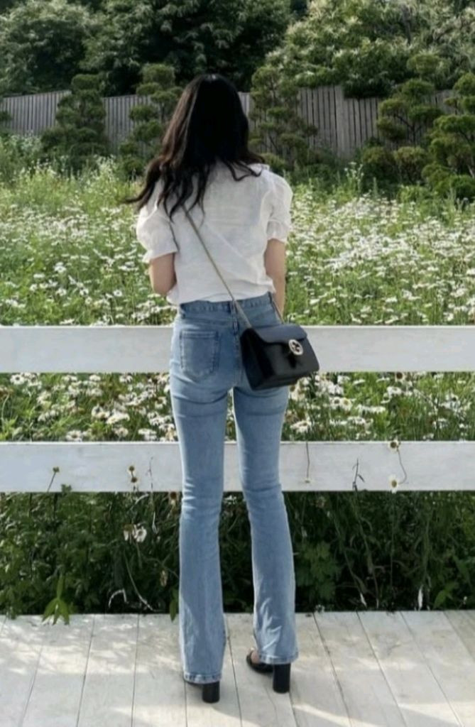 구찌 인터로킹 스몰 체인백 크로스백 체인스트랩테수토호보백버킷백백팩복조리구찌루이비통에르메스샤넬디올셀린느발렌시아가마르지 이미지