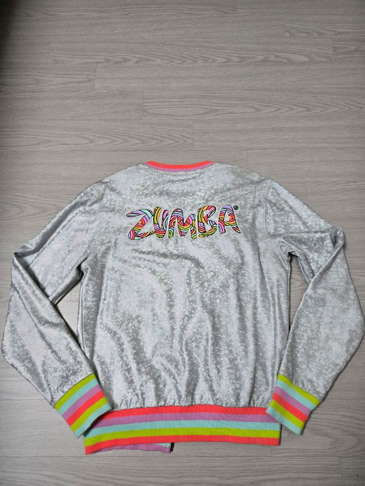 정품줌바웨어 봄자켓 S--1