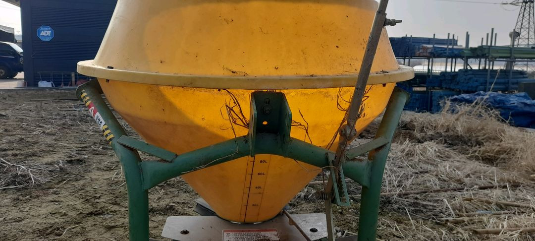 청송농기 트랙터 비료 살포기 오늘만 싸게팜.--4