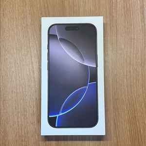 아이폰16Pro 블랙 티타늄 256gb