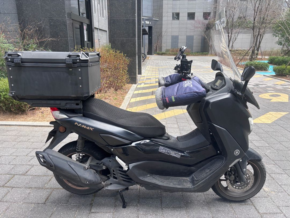 23년식 nmax125cc 스쿠터--1