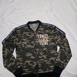 정품줌바웨어 자켓 XS