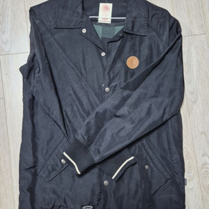 BA(베리드 얼라이브) 코치자켓 M사이즈