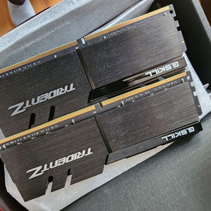 [미사용 새제품]GSKILL TridentZ DDR4-3600 CL17 16G 고성능 메모리