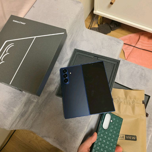 삼성 z폴드7 512기가 공기계 상태s급 7월22일 최초통화일