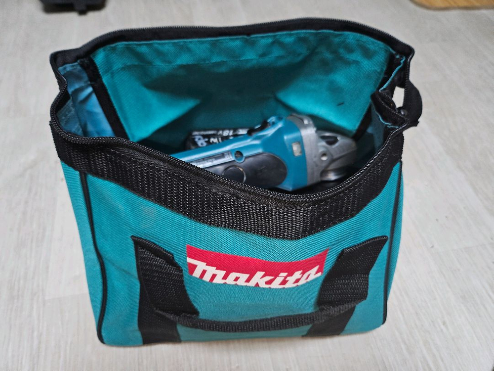 마끼다 마키타 충전 앵글 그라인더 세트 이미지