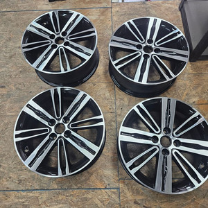 모닝 16인치 휠 모닝 16인치휠타이어 195 45 16인치 이미지