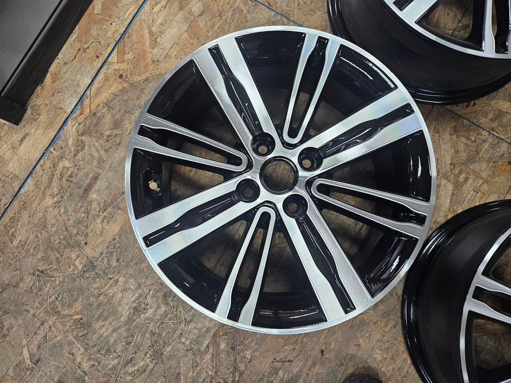 모닝 16인치 휠 모닝 16인치휠타이어 195 45 16인치 이미지