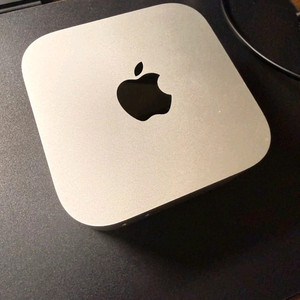 맥미니 m4기본형 판매합니다 (보증있음)