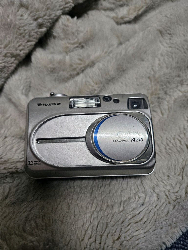 후지필름 Finepix A210 디지털 카메라 레트로 디카 이미지