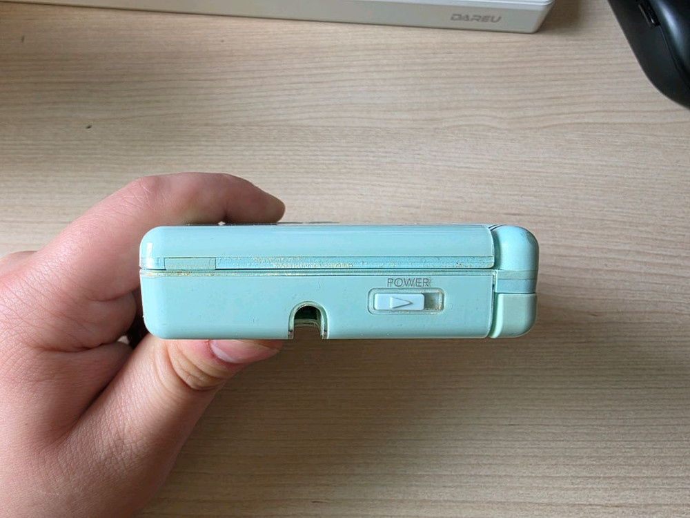 닌텐도ds lite 민트 + tt칩(r4칩)--3