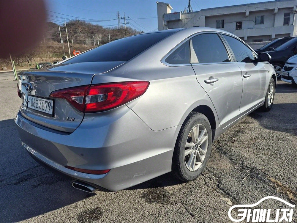 [현대]LF 쏘나타 2.0 스마트 기본형 #3월급매 이미지