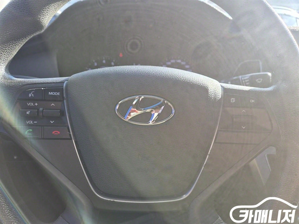 [현대]LF 쏘나타 2.0 스마트 기본형 #3월급매 이미지