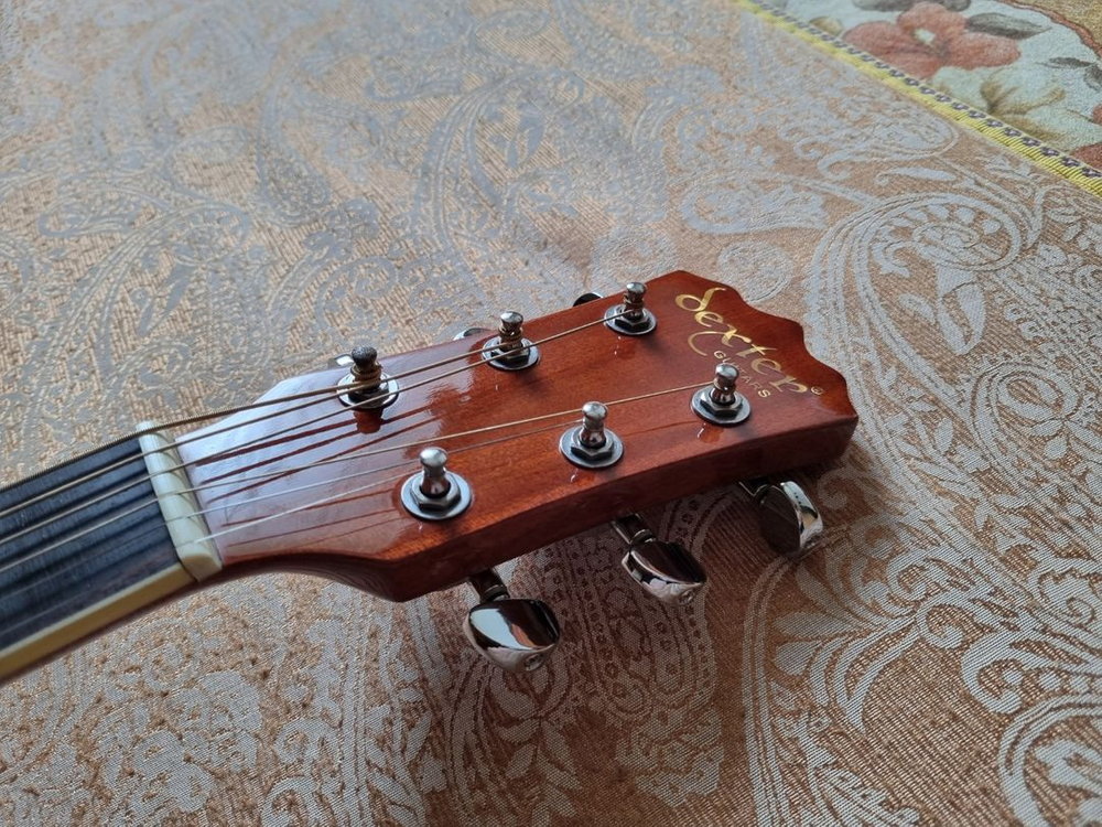 덱스터 입문용 통기타 D-9 유광 기타 판매합니다 이미지