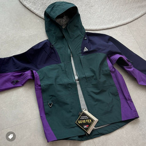 나이키 ACG 스톰핏 ADV 고어텍스 미저리 릿지 자켓 M