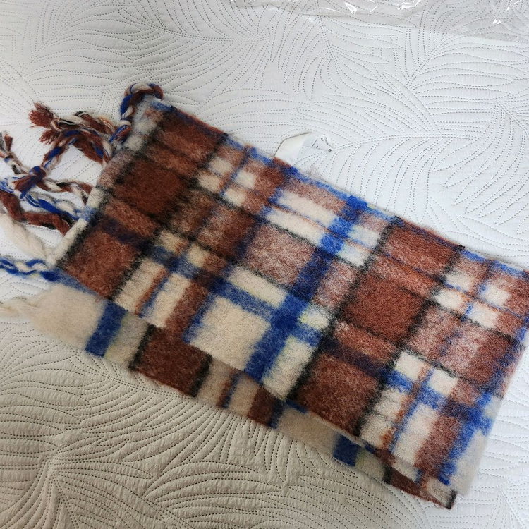 아더에러 머플러 Cland plaid muffler 목도리 니트 울 이미지