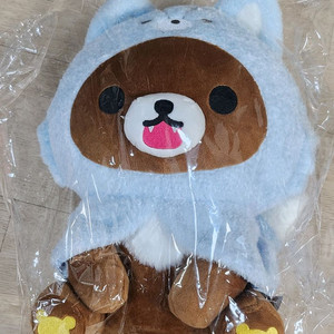 산엑스 리락쿠마 차이로이코구마 아오이코오오카미 늑대인형