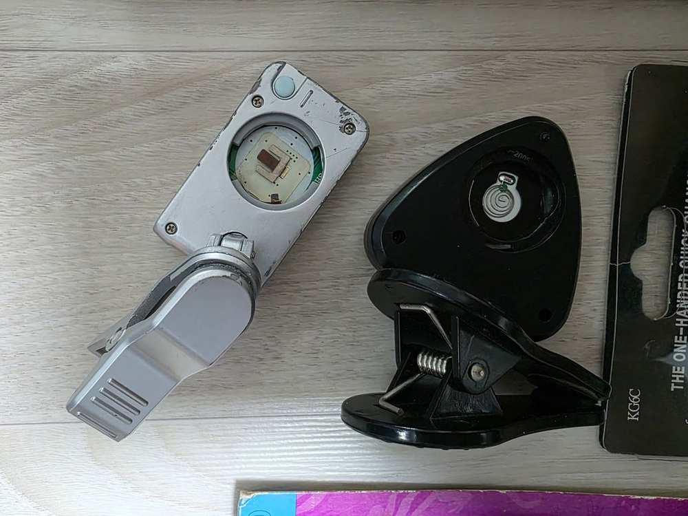 여러가지 용품들(우쿨렐레&기타관련) 일괄 판매합니다. 이미지