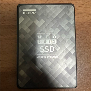 클레브 klevv ssd 512gb 팝니다.