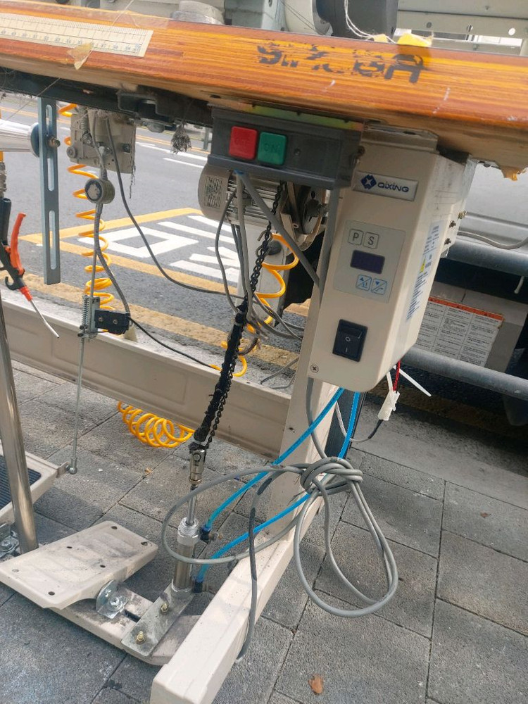 시루바 수동 닥고미싱 공업용미싱 이미지