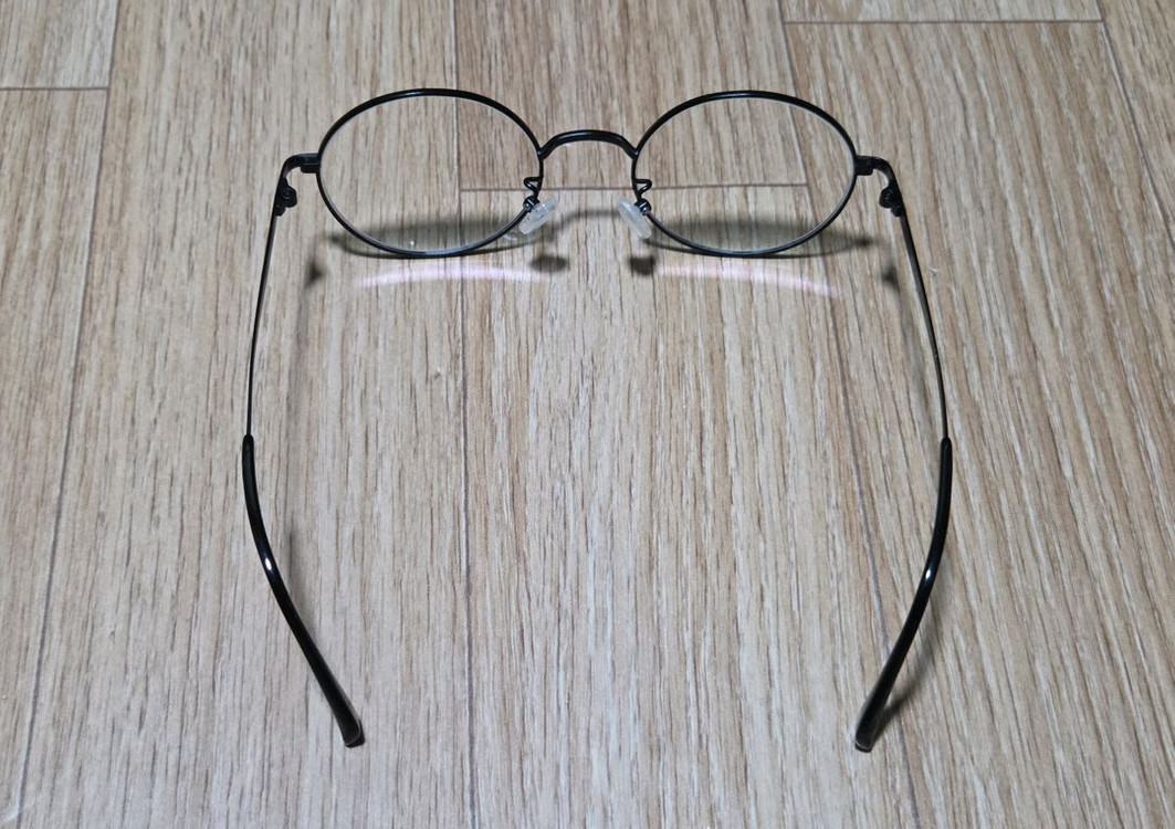 로벤스 티타늄 안경테+클립온 선글라스--1