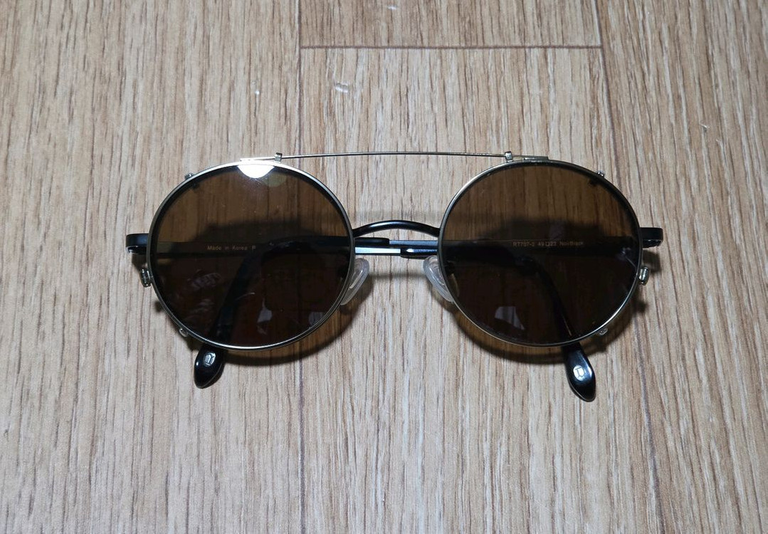 로벤스 티타늄 안경테+클립온 선글라스--4