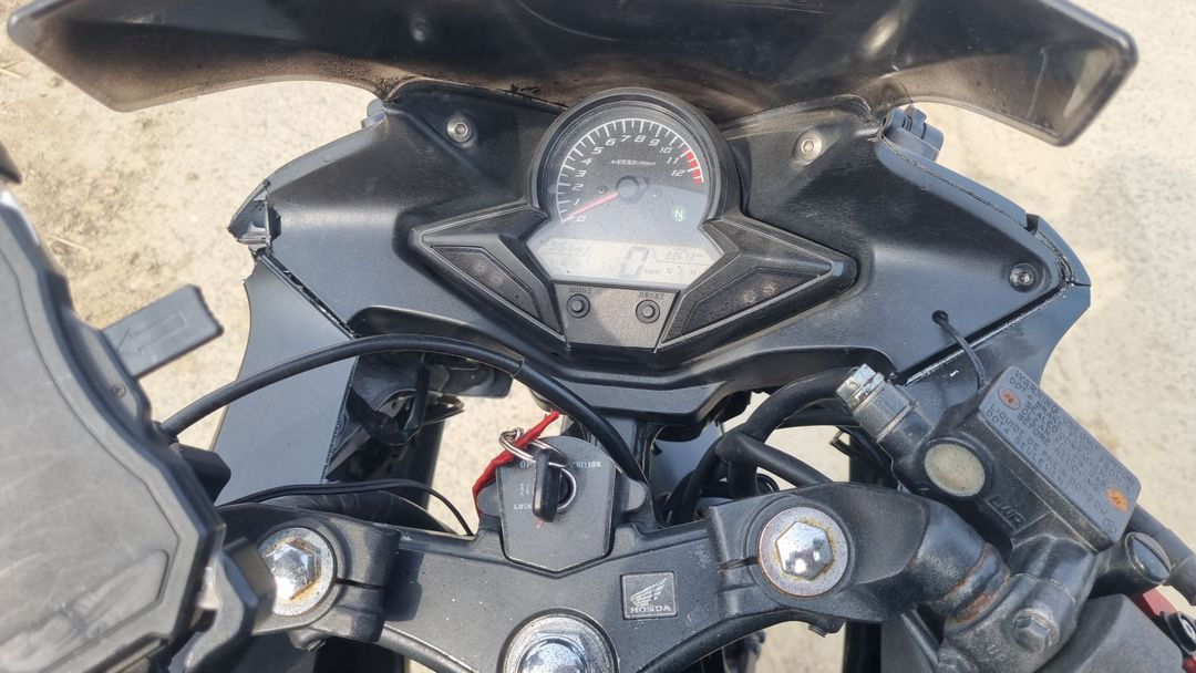 혼다 cbr 125 14년식/3만3천키로수/흑마/급매 이미지