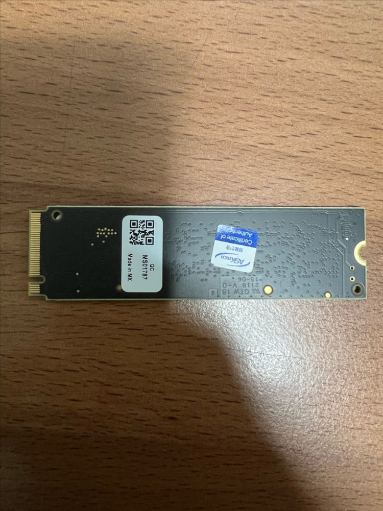 크루셜 CT500 M.2 nvme 500gb 팝니다--1