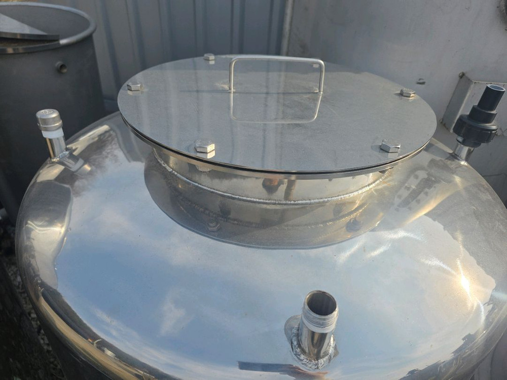 스텐탱크 500리터 기름탱크 물탱크 저장탱크 중고저장탱크 이미지