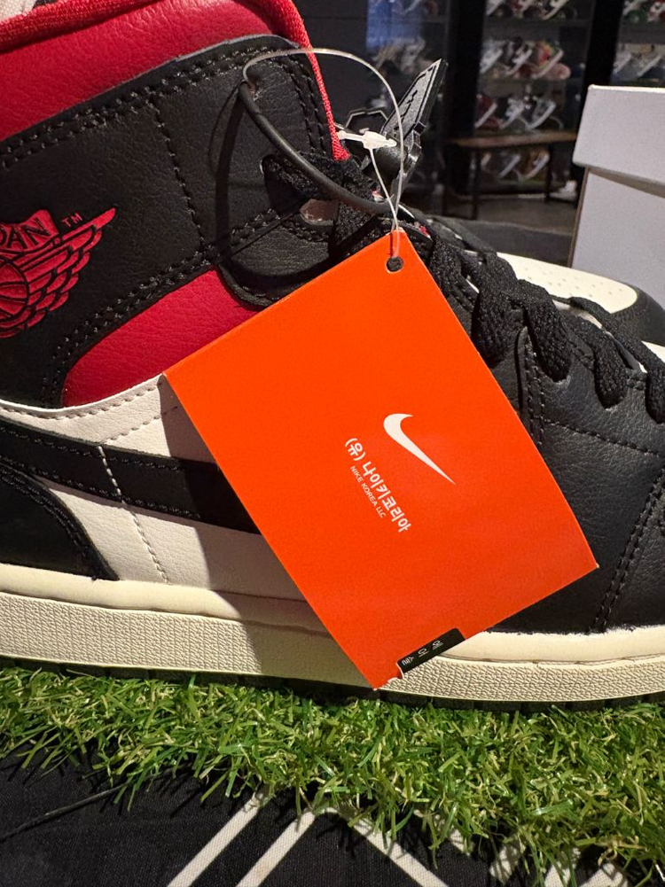 [새상품/w285] 나이키 조던1미드 블랙 짐레드 이미지