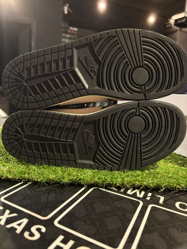 [새상품/w285] 나이키 조던1미드 블랙 짐레드 이미지