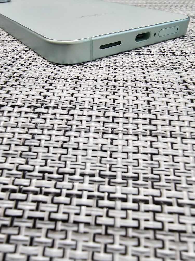 (신폰급) 갤럭시 S25플러스 256G 민트 액정무기스 무찍힘 초S급 선물용 정상해지폰 77만팝니다@ 이미지