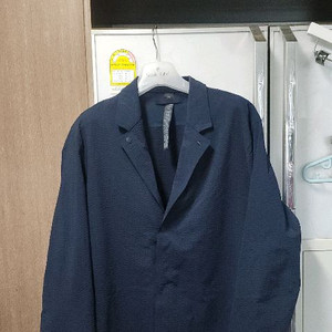 룰루레몬 남자 자켓 95~100/ 발리 구두 260