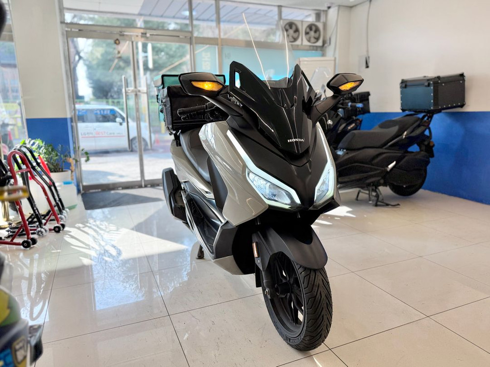 23년식 포르자 74,XXXkm 판매합니다:)--2