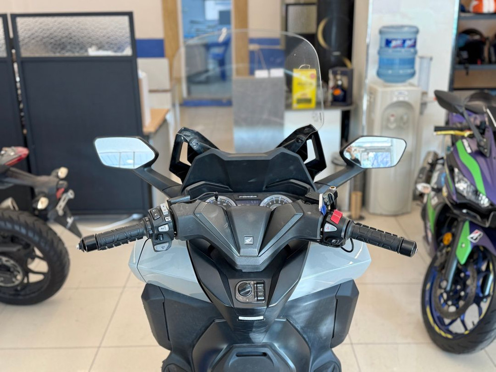 23년식 포르자 74,XXXkm 판매합니다:)--6