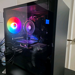 라이젠5 5600 , 라데온 RX6600 2달쓴거 팝니다