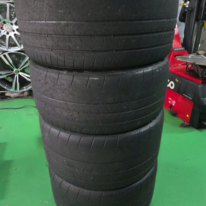 미쉐린 CUP2 컵2 255 35 20/315 30 20 중고 타이어 이미지