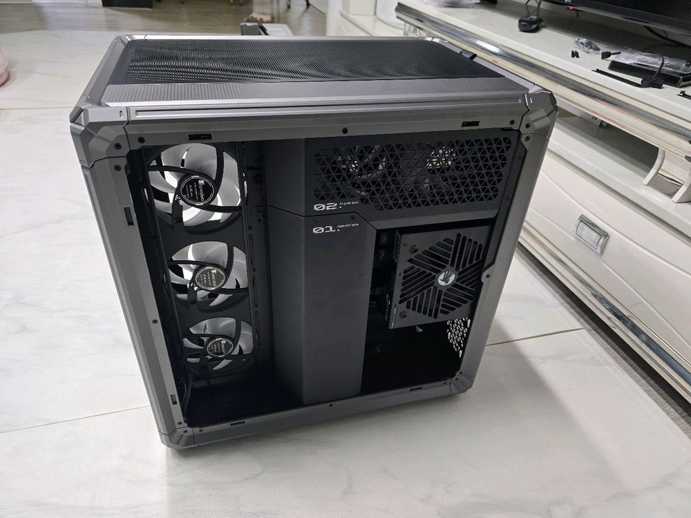 초고사양 게이밍pc 완본체(9800x3d, rtx5080, 48gb) 이미지