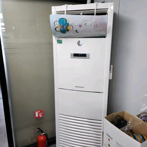 센츄리 40평 스탠드 인버터 냉난방기 판매합니다 이미지