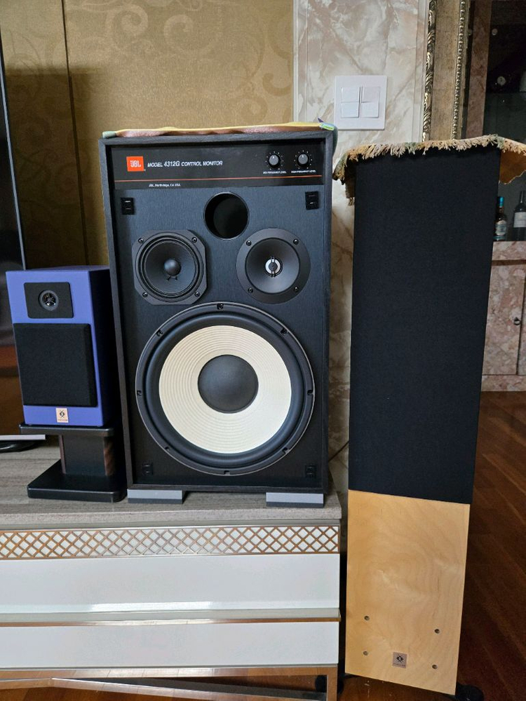 jbl4312g 이미지