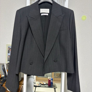 미샤스트라이프 크롭 자켓55