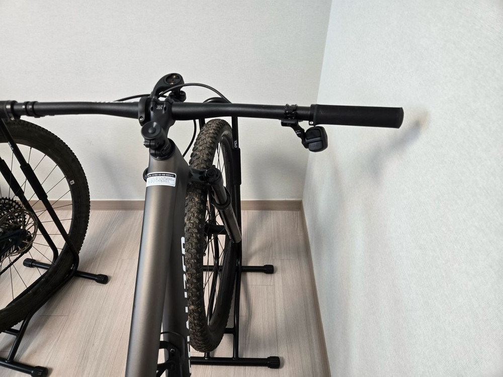 스페셜라이즈드 에픽 하드테일콤프 MTB--3