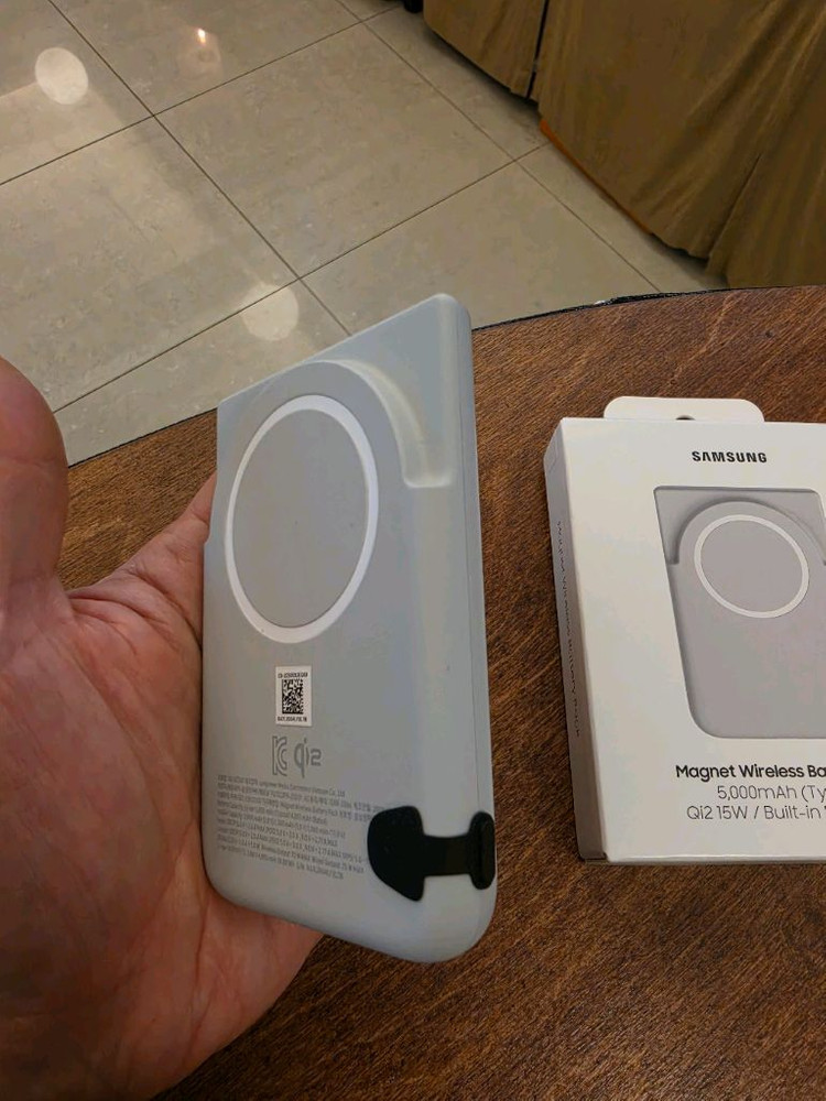삼성 무선맥세이프고속 보조배터리 벨킨s26울트라 qi2고속충전케이스 팝니다.--2