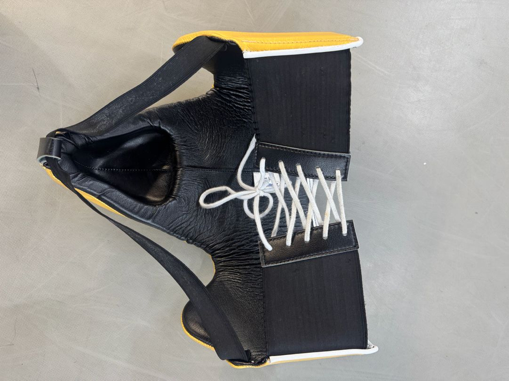 위닝 그로인가드 L 골드 커스텀 판매합니다. 이미지