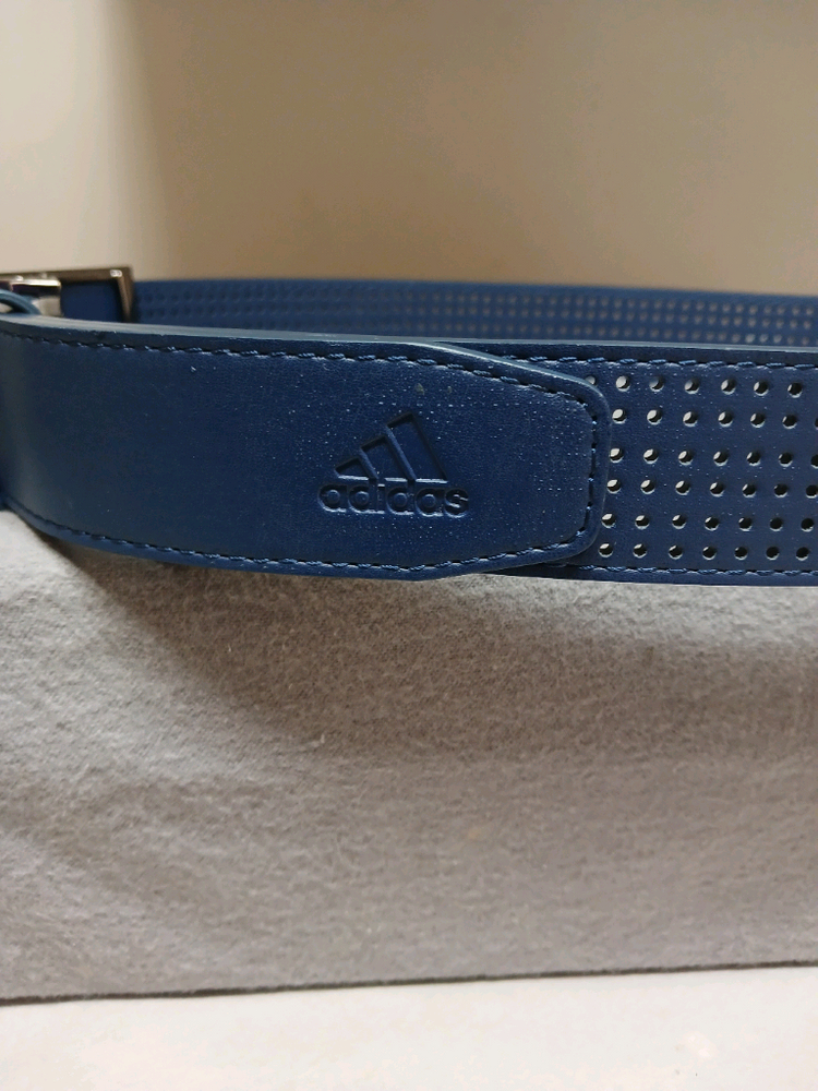 아디다스 골프 남성용3 스트라이프 펀칭 노홀 벨트--4