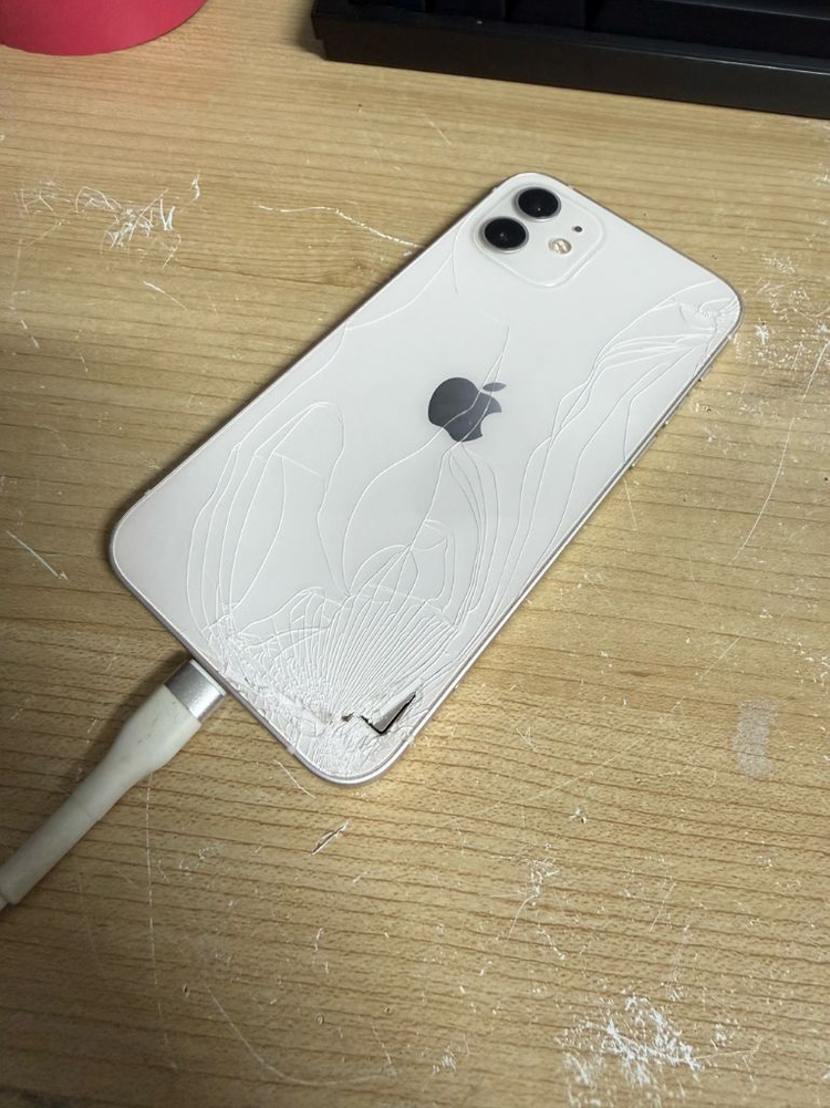 아이폰 12 부품용--2