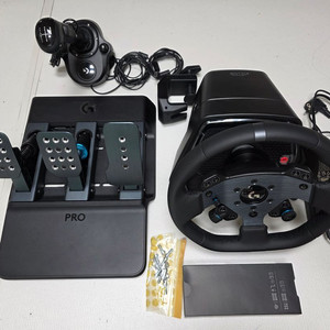 로지텍 프로 레이싱휠(PC) 풀세트 신품컨디션 이미지